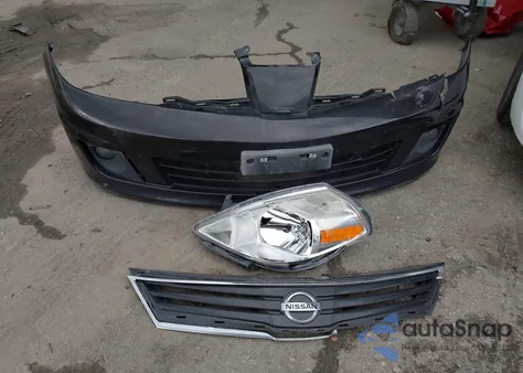 2011 Nissan Versa 1.8Sl z USA, uszkodzony, nr VIN 3N1BC1CPXBL515031